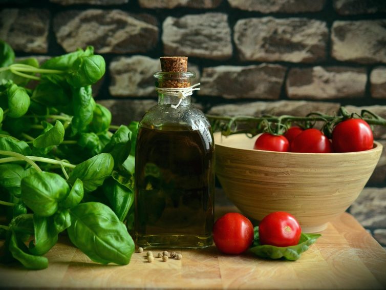 De mediterrane oase in je keuken: Stijlvolle kasten en kleuren